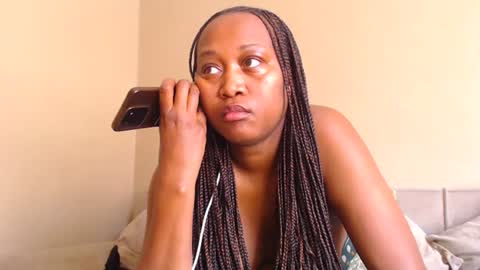 ebonyseductresx online show from July 30, 9:16 am