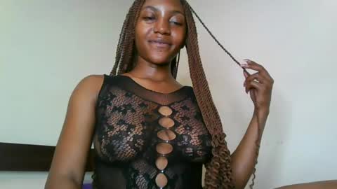 ebonyslut09 online show from July 11, 10:49 pm