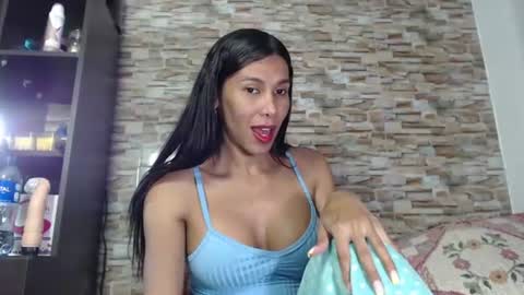 ebonyxprincess online show from August 13, 4:15 am