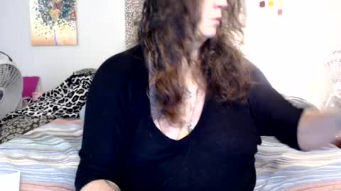 Weird Echo online show from July 9, 6:02 pm
