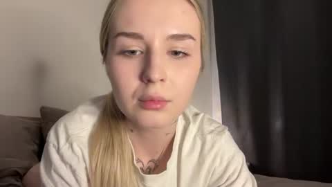  ALICE  MIRA online show from June 13, 11:01 pm