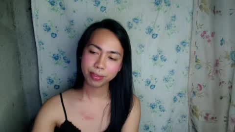 eddfox001 online show from August 3, 2:13 pm