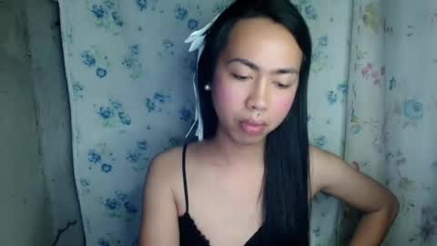 eddfox001 online show from August 6, 1:10 pm