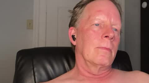 Eddy online show from August 15, 2:37 am