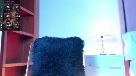 edenivy_ online show from August 14, 11:25 am