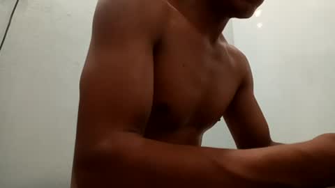 edgarsanmartin550 online show from June 21, 9:37 pm