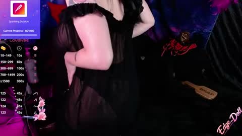 The Edge Doll online show from July 24, 4:43 pm