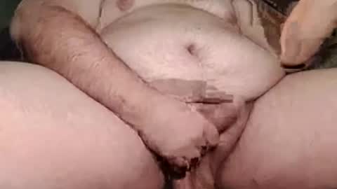 edgewhitme online show from June 19, 5:18 am