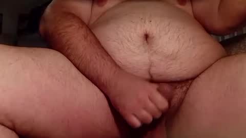edgewhitme online show from August 11, 5:31 am
