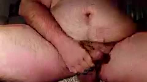 edgewhitme online show from August 16, 5:22 am