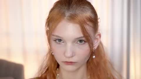 Lisa  online show from August 4, 1:57 am