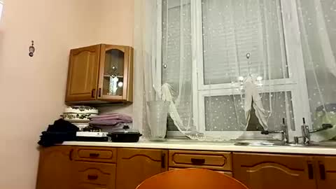edrawashko online show from August 12, 7:05 pm
