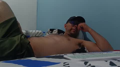 edrik_92 online show from March 23, 1:43 am