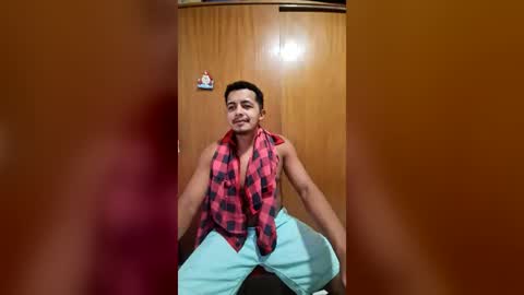 eduar7711 online show from August 16, 2:26 am