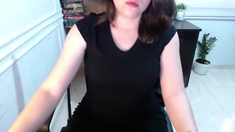 eduard_amun online show from August 11, 7:49 pm
