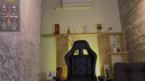 Edward Ross online show from August 3, 8:49 pm