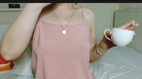 eelena4kiss online show from August 11, 10:34 pm