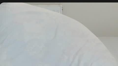 eelena4kiss online show from August 16, 1:59 pm