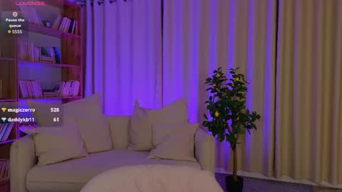 Lina online show from August 13, 3:37 pm
