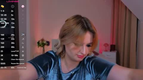 Lina online show from August 14, 1:15 pm