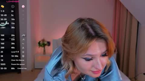 Lina online show from August 14, 3:26 pm