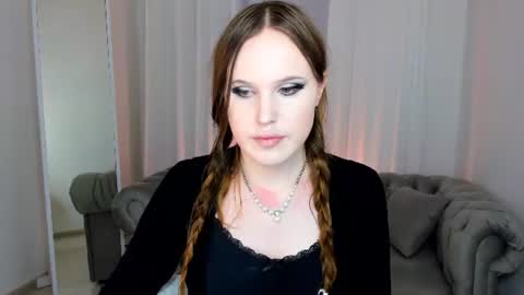 Effie Mur online show from August 8, 11:38 pm
