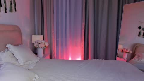 Effie Mur online show from August 12, 11:51 pm