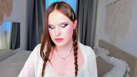 Effie Mur online show from August 14, 4:38 am