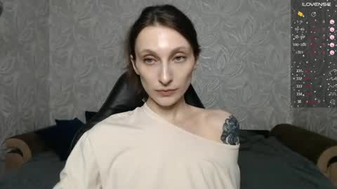 effy_gray online show from August 7, 12:21 am