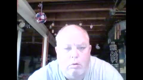 efriff online show from May 18, 10:59 am