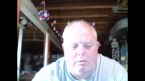 efriff online show from May 31, 1:18 am