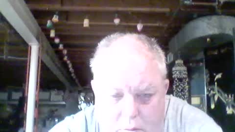 efriff online show from July 12, 11:49 am
