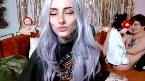 Violet online show from August 11, 5:31 am