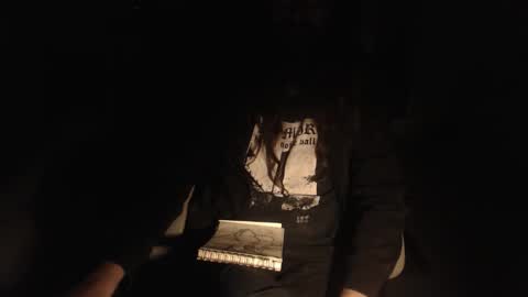 eighthundredeightyeight online show from May 29, 7:38 pm