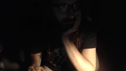 eighthundredeightyeight online show from June 3, 10:46 pm