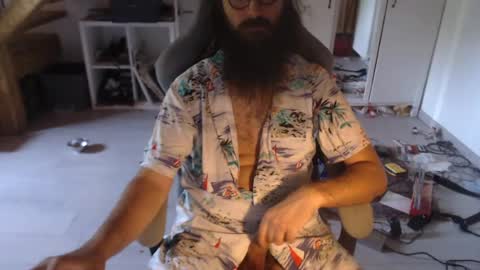 eighthundredeightyeight online show from July 17, 10:37 am
