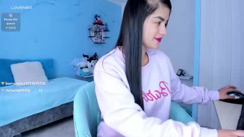eimy01 online show from August 4, 1:41 pm