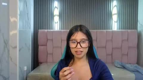 eimy18_b online show from August 14, 3:59 pm