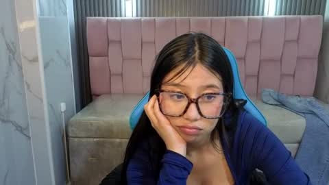 eimy18_b online show from August 14, 5:05 pm