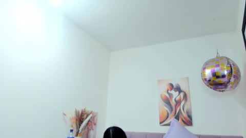 eimy_saenzx online show from February 25, 2:09 am