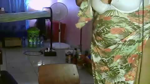Eirondra Valeen online show from July 26, 11:54 pm