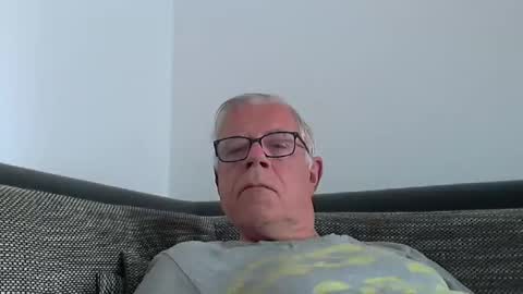 eisbaer1957 online show from May 24, 7:22 am