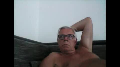 eisbaer1957 online show from May 29, 6:43 pm