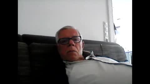 eisbaer1957 online show from June 6, 3:29 pm