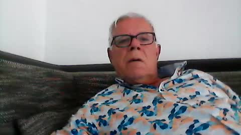 eisbaer1957 online show from July 25, 5:39 pm