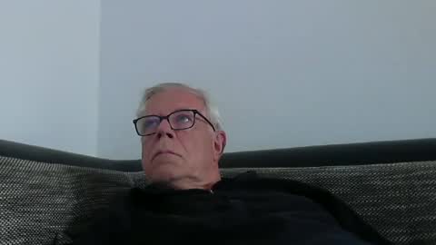 eisbaer1957 online show from August 2, 8:10 am