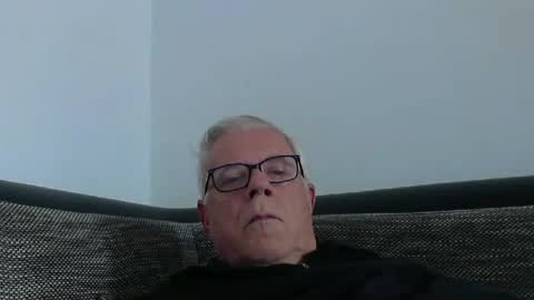 eisbaer1957 online show from August 2, 10:22 am