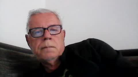 eisbaer1957 online show from August 9, 7:09 am