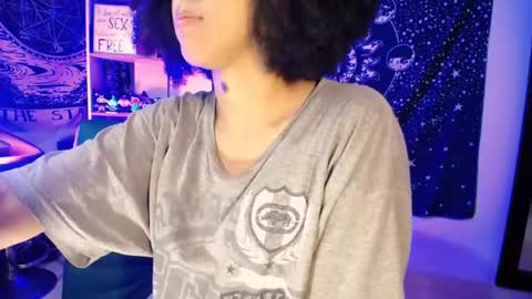 ela_0 online show from July 21, 10:39 am
