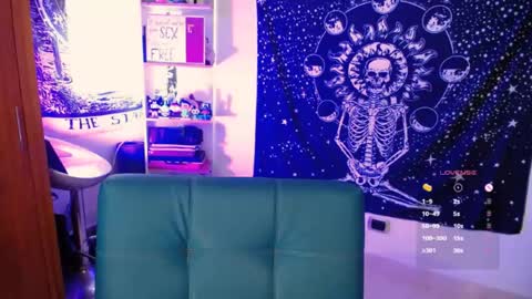 ela_0 online show from July 25, 2:32 pm